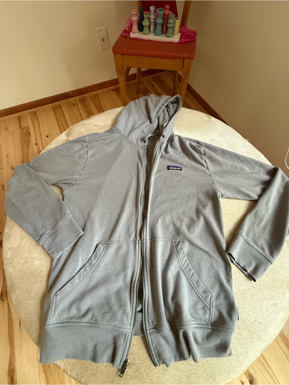 Patagonia Light Gray Full-Zip Hooded Jacket organic cotton - Picture 4 of 5